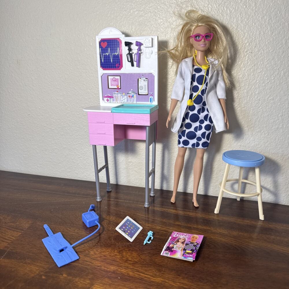 Barbie Doctor Exam Room Playset w/ 12in Blonde Doll